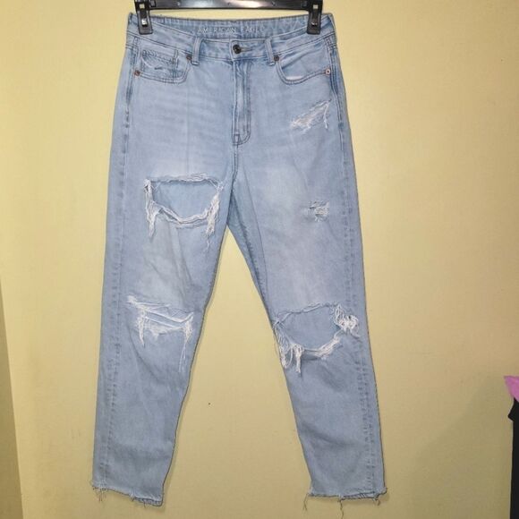 American Eagle Light Wash Distressed Mom Jean 6 - Picture 2 of 13